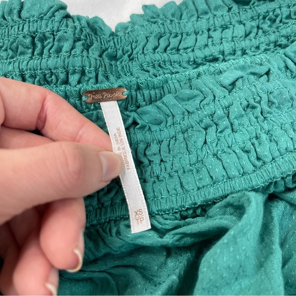 Free People Free Spirit Off The Shoulder Bell Sleeve Flowy Green Blouse Top XS - Picture 5 of 8